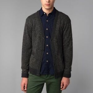 O’Hanlon Mills Lambswool Blend Men’s Large Cardigan - Charcoal Gray